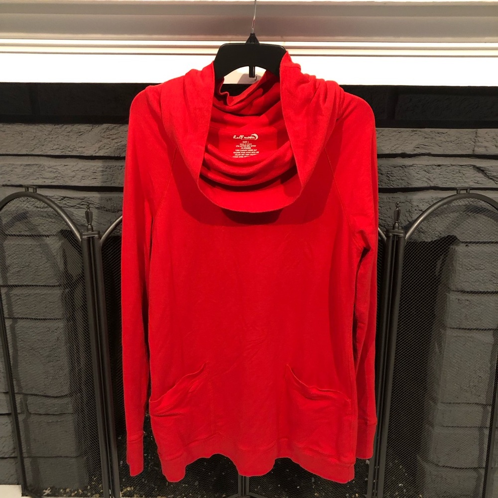 Half Moon Long Turtle Neck Sweater-Like Top
